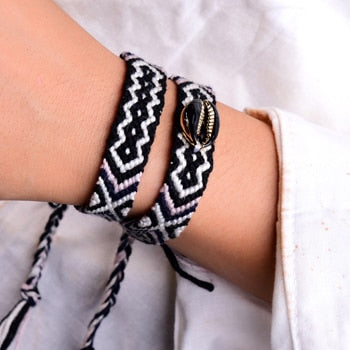 Braided Shell Bracelet (2 Pieces)